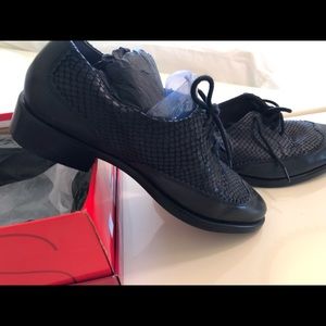 Aerosoles Accomplishment black snake oxfords